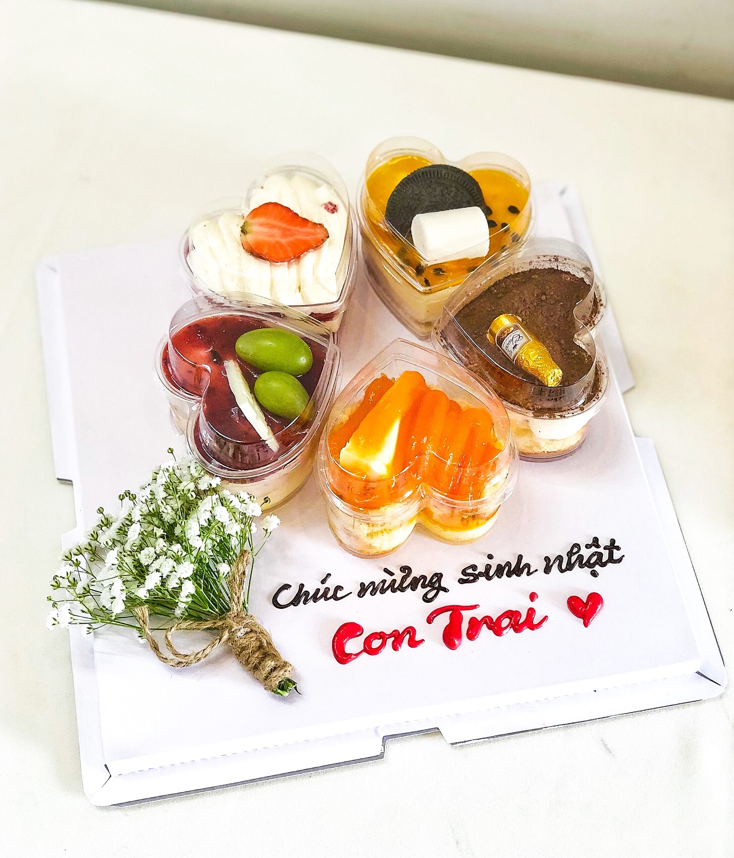 Set Cup mix nhiều loại bánh hình tim - Tiệm bánh MiaCake Đà Nẵng